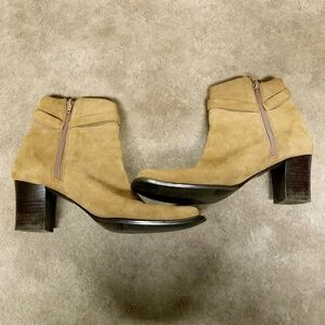 Karen Scott Womens Riser  Size 9.5 Brown  Leather Block Heel Ankle Boot Booties